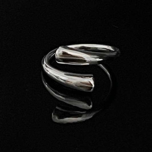 Solviora ring